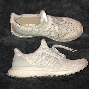 Adidas ultra boost size 6 youth/8 women’s